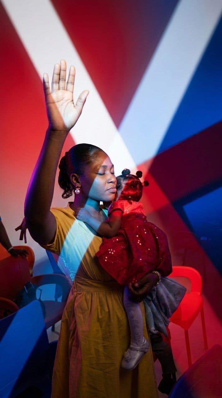 Church moment capture eight